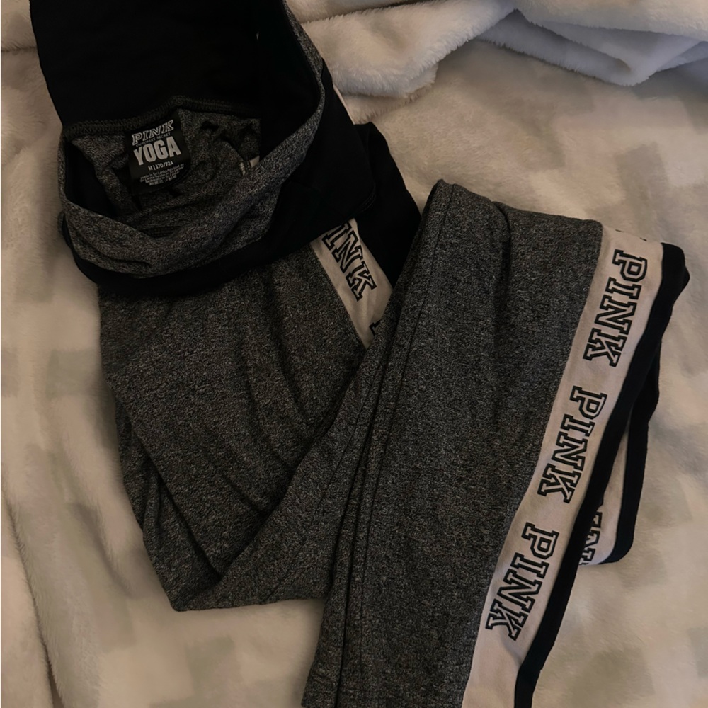Victoria Secret PINK leggings size medium
